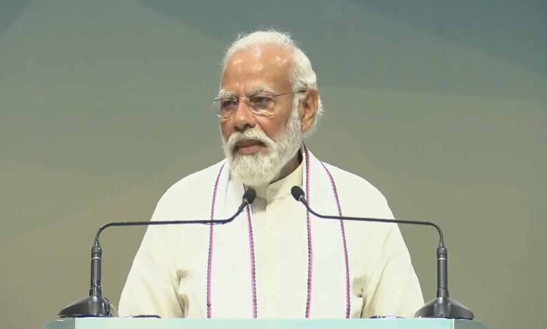दीदी के गढ़ में पीएम मोदी का प्रहार: बोले- ‘गुंडा टैक्स’ से रुका निवेश, लॉ कॉलेज गैंगरेप पर जताई चिंता