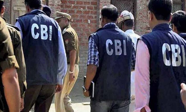 cbi-बनने-का-नाटक,-फिर-लूट-की-वारदात!-रिश्तेदार-के-घर-छापा-मार-ले-गए-सबकुछ