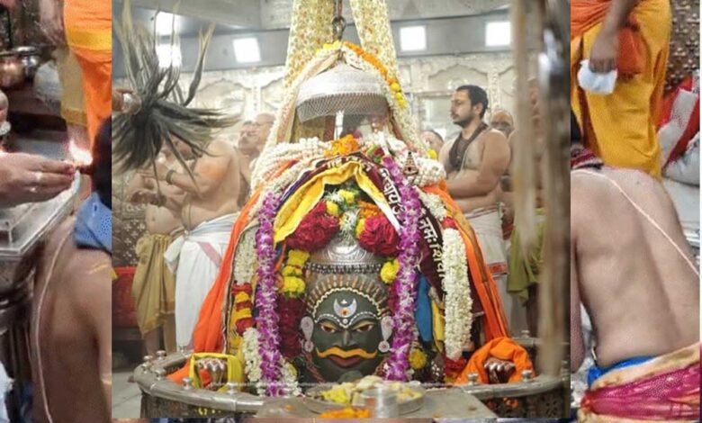 महाकाल-के-दरबार-आस्था-का-सैलाब…श्रावण-सोमवार-पर-उमड़े-भक्त,-रविवार-को-ढाई-लाख-से-ज्यादा-ने-किए-दर्शन