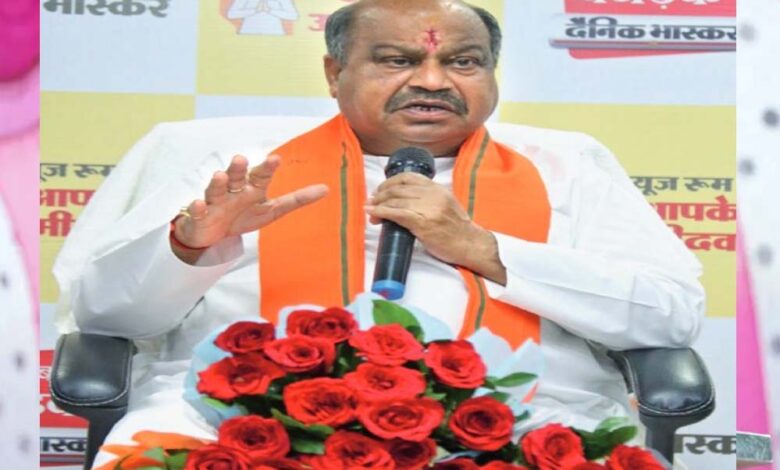 दिल्ली में पप्पू,छत्तीसगढ़ में बिट्टू ,कांग्रेस परिवार तक सिमटी:पुरंदर मिश्रा