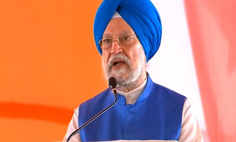 पीएम-उज्ज्वला-योजना-से-10.33-करोड़-महिलाओं-का-जीवन-हुआ-आसान,-स्वच्छ-ईंधन-को-मिला-बढ़ावा-:-हरदीप-पुरी