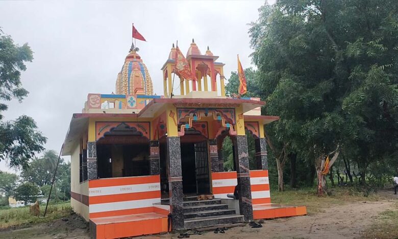 रतलाम-के-बैंक-में-जमा-हुए-11-करोड़-‘राम’-नाम,-विश्व-रिकॉर्ड-की-ओर-एक-अनोखा-कदम