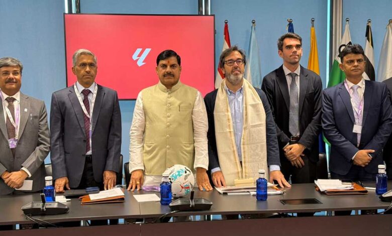 मप्र.-में-पीपीपी-मोड-पर-फुटबाल-एक्सीलेंस-सेंटर,-स्पोर्टस-इन्फ्रास्ट्रक्चर-और-स्पेनिश-कोचिंग-आधारित-प्रारंभ-होंगे-यूथ-ट्रेनिंग-प्रोग्राम-:-cm-यादव