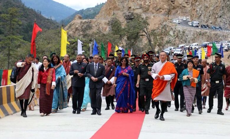 डोकलाम-के-पास-भारत-की-रणनीतिक-बढ़त,-भूटान-में-बनाई-अहम-सड़क
