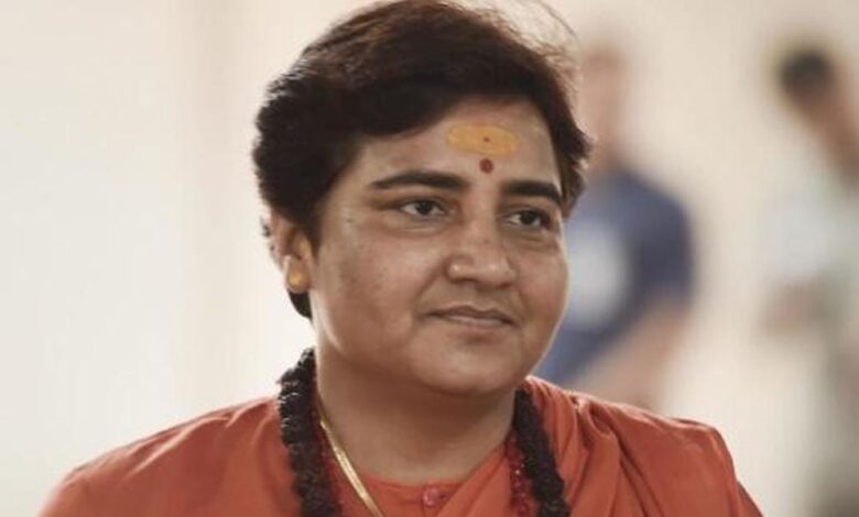 साध्वी-प्रज्ञा-का-बयान-आतंकवाद-का-रंग-हरा-होता,-मुसलमान-आतंकवाद-होता-है,-ये-निश्चित-है