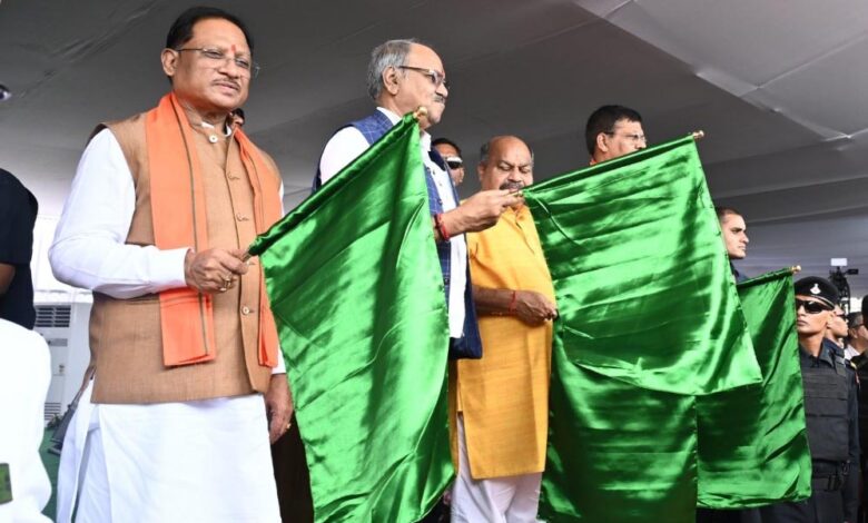 बस्तर-से-बढ़ेगा-देश-का-कनेक्शन!-पीएम-की-पहल-से-नई-रेलसेवा-को-मिली-हरी-झंडी