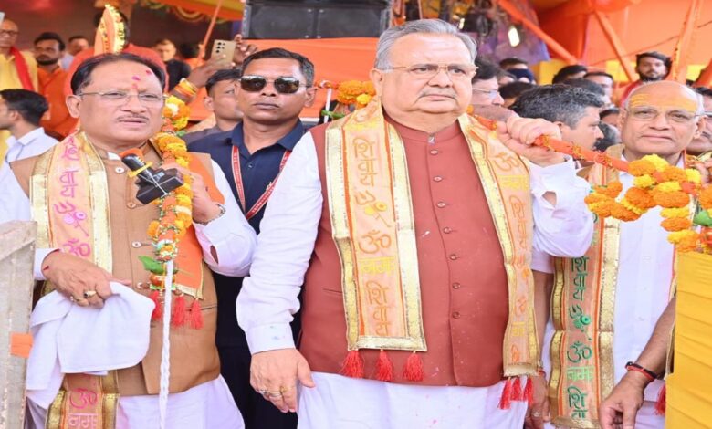 रायपुर-:-सावन-की-पावन-बेला-में-मुख्यमंत्री-विष्णु-देव-साय-ने-किया-भगवान-शिव-का-रूद्राभिषेक,-प्रदेशवासियों-की-समृद्धि-और-सुख-शांति-की-कामना