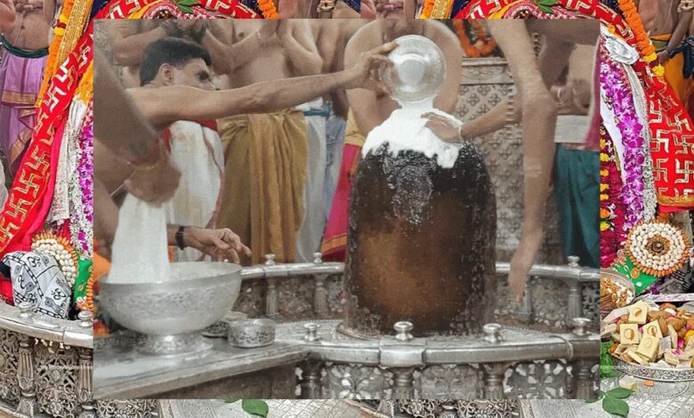 श्रावण-के-अंतिम-सोमवार-पर-महाकाल-की-भस्म-आरती-का-दिव्य-दृश्य,-उज्जैन-में-उमड़े-श्रद्धालु