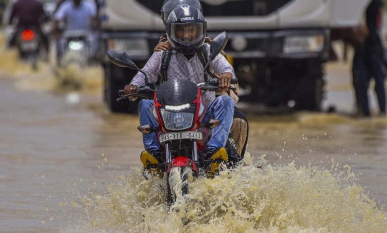 mp-के-8-जिलों-में-मूसलधार-बारिश-का-अलर्ट,-यमुना-में-उफान-से-मंदाकिनी-उफनी