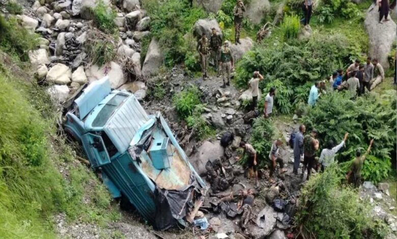 उधमपुर-में-crpf-बंकर-वाहन-हादसा,-2-जवान-शहीद,-12-घायल