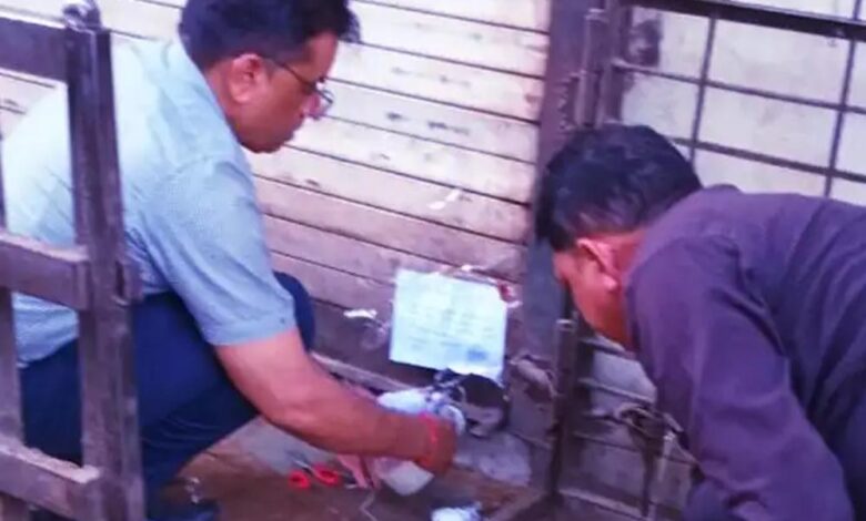 लाइसेंस-सस्पेंड-होने-के-बाद-भी-चल-रही-थी-बेकरी,-प्रशासन-ने-जमजम-को-किया-सील