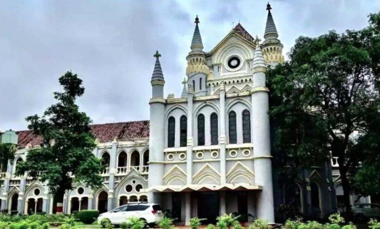 पैरामेडिकल-कॉलेजों-की-मान्यता-पर-संकट,-रजिस्ट्रार-के-गलत-शपथ-पत्र-पर-हाई-कोर्ट-सख्त