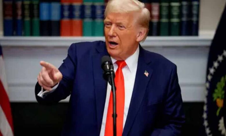 भारत-पर-टैरिफ-से-यूक्रेन-युद्ध-नहीं-थमेगा,-ट्रंप-अमेरिका-में-घिरे-सवालों-से