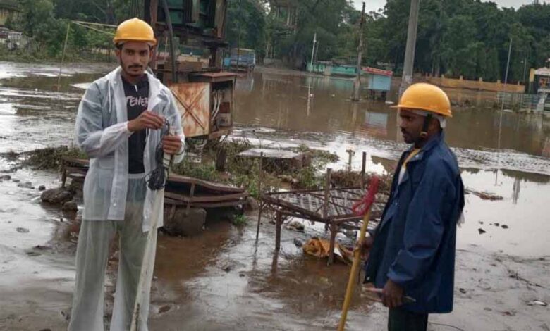 राजपुर-में-बाढ़-आने-के-बाद-मात्र-3-घंटे-में-बिजली-आपूर्ति-बहाल