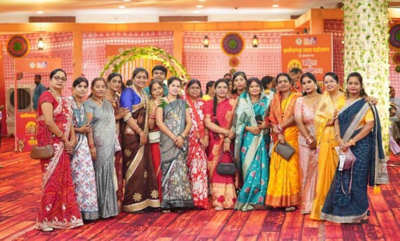 छत्तीसगढ़-रजत-महोत्सव:-महिला-सम्मेलन-एवं-तीजा-पोरा-महोत्सव-का-भव्य-आयोजन