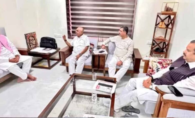 भिंड-कलेक्टर-से-अभद्रता-पर-bjp-विधायक-कुशवाह-को-भोपाल-तलब,-मिली-सख्त-चेतावनी