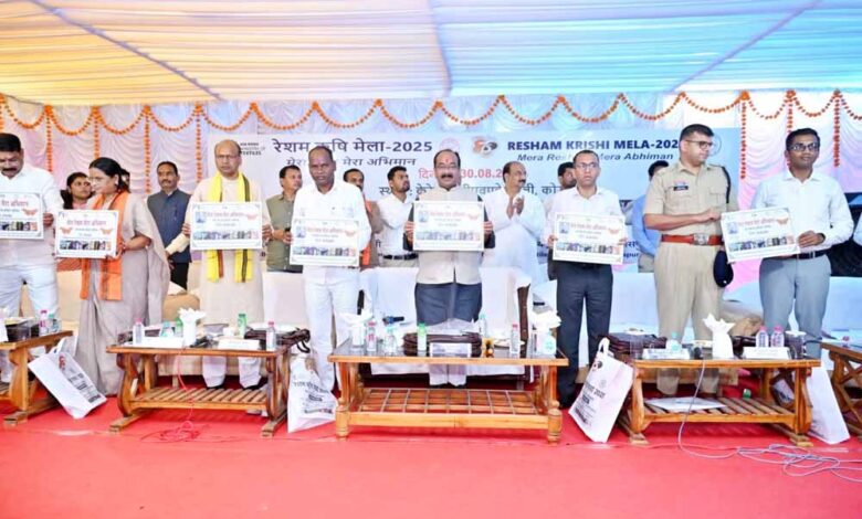 रेशम-उत्पादन-में-छत्तीसगढ़-को-लाना-है-पहले-पायदान-पर-:-अरुण-साव