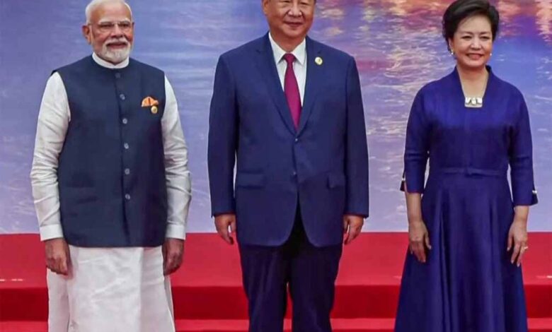 एक-फ्रेम-में-पुतिन-शी-मोदी-शहबाज,-दुनिया-को-क्या-संदेश-देना-चाहते-हैं-नेता?