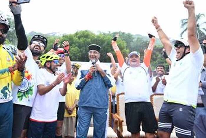 मंत्री-सारंग-के-नेतृत्व-में-निकली-5-किमी-लंबी-फिट-इंडिया-साइकिल-रैली