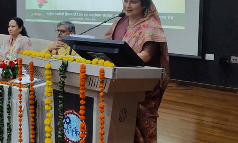 स्वदेशी-ही-समृद्धि-का-आधार-है-:-राज्यमंत्री-गौर