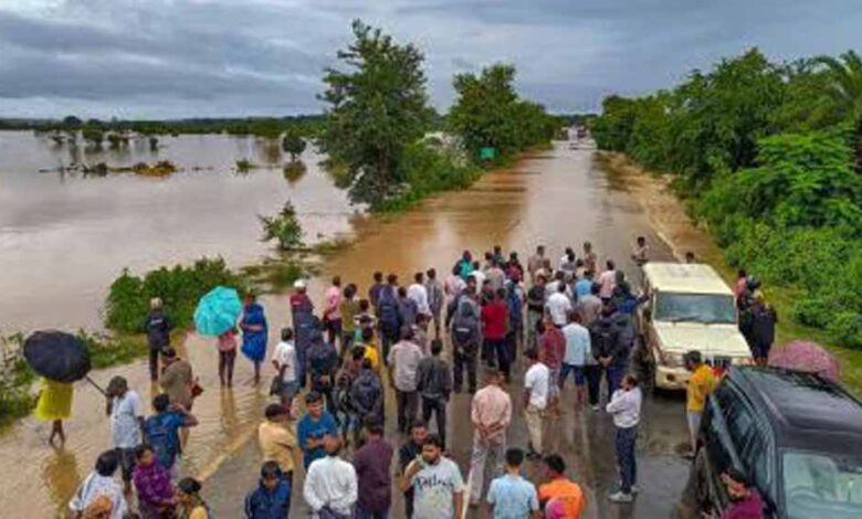 बस्तर-दंतेवाड़ा में बाढ़ का कहर: सीएम साय ने गृहमंत्री शाह को दी स्थिति की जानकारी