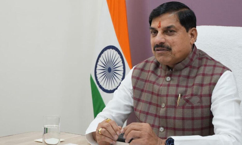 इंदौर-को-नई-सौगात:-cm-मोहन-ने-दिखाई-50-ई-ac-बसों-को-हरी-झंडी,-लॉन्च-हुआ-ऐप