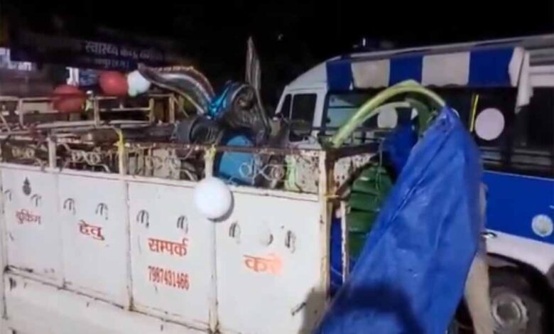 खंडवा-गणेश-विसर्जन-हादसा:-लोडिंग-वाहन-पलटा,-20-लोग-घायल,-10-रेफर