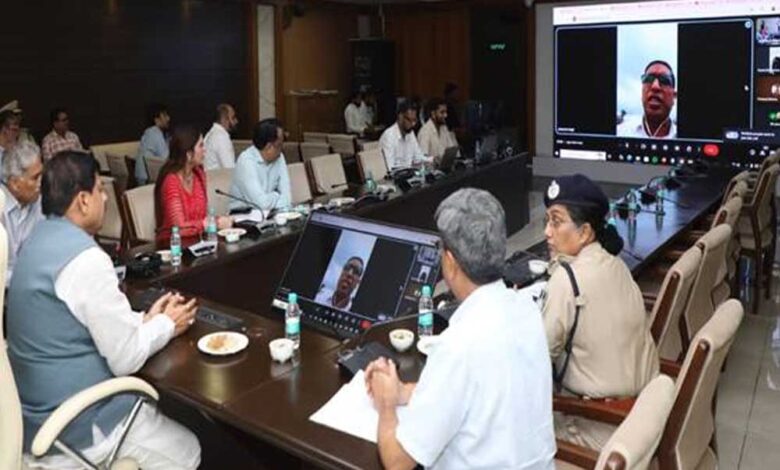 अलर्ट-रहें,-वर्षा-के-चलते-सावधानी-रखकर-अतिरिक्त-व्यवस्थाएं-रखें-:-मुख्यमंत्री-डॉ.-यादव