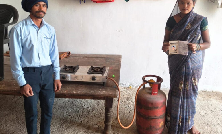 उज्ज्वला-योजना-ने-बदली-द्रोपदी-यादव-की-रसोई-और-जिंदगी