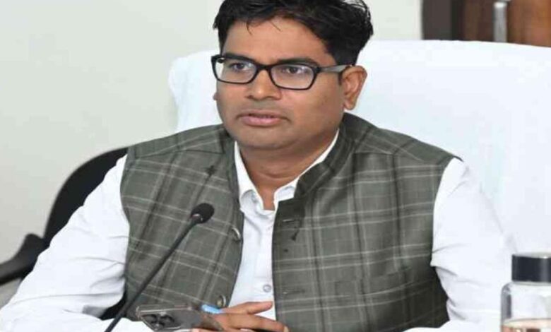 रायपुर-:-छत्तीसगढ़-में-अब-तक-का-सबसे-बड़ा-₹35,000-करोड़-का-अनुपूरक-बजट:-विकास,-अनुशासन-और-भविष्य-की-मजबूत-नींव-–-वित्त-मंत्री-ओ-पी-चौधरी