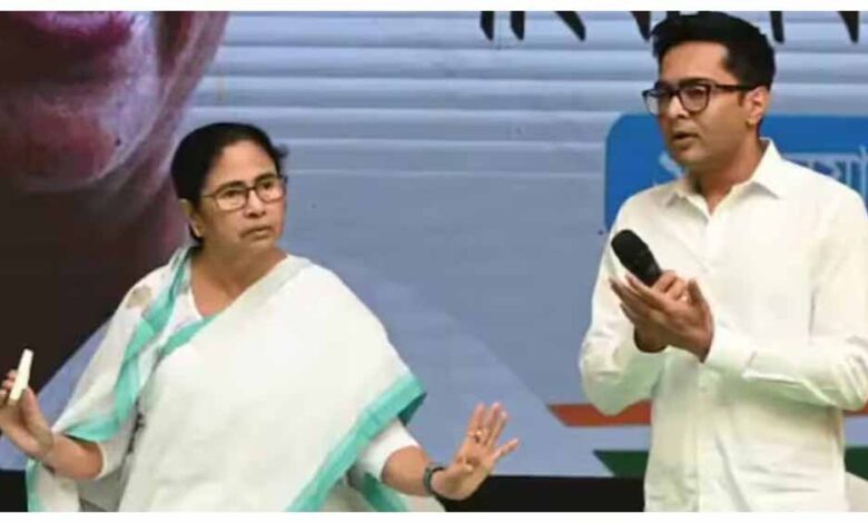 कुंभ-भगदड़-पर-सियासी-घमासान:-अकड़-तो-मुर्दों-की-पहचान-है-कहकर-अभिषेक-बनर्जी-ने-किया-ममता-बनर्जी-का-बचाव