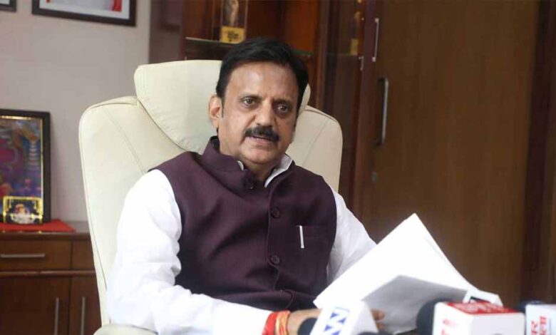 उप-मुख्यमंत्री-ने-बसामन-मामा-में-किसान-एवं-सहकारिता-सम्मेलन-की-तैयारियों-का-लिया-जायजा