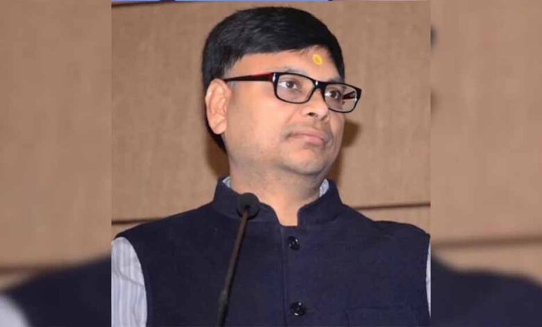 sir-में-बड़ी-चूक!-अनुपस्थित-बताकर-भाजपा-प्रवक्ता-हितेष-वाजपेयी-का-नाम-मतदाता-सूची-से-हटाया-गया