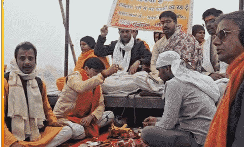 सागर-के-इंजीनियर-असद-खान-बने-अथर्व-त्यागी,-काशी-में-अपनाया-सनातन-धर्म,-बोले-‘मैं-बजरंग-बली-का-भक्त’