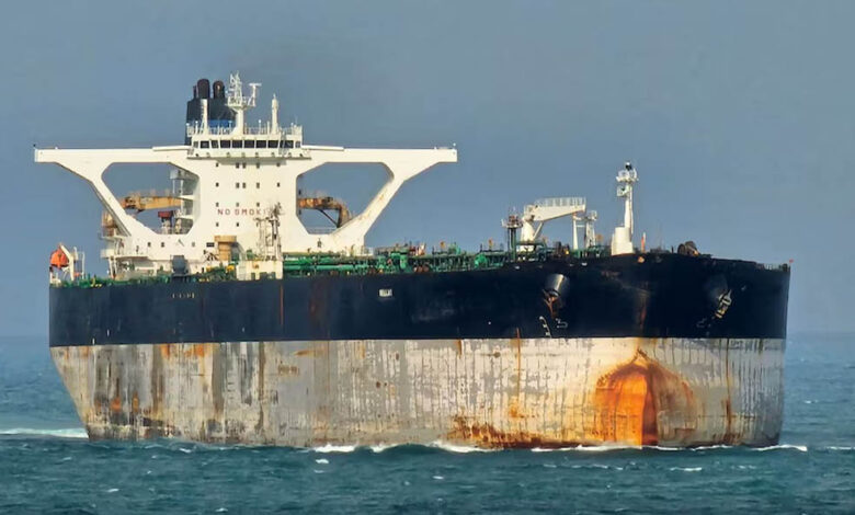 वेनेजुएला-के-पास-रूस-की-पनडुब्बी-तैनात,-ऑयलशिप-को-लेकर-अमेरिका-से-बढ़ा-तनाव