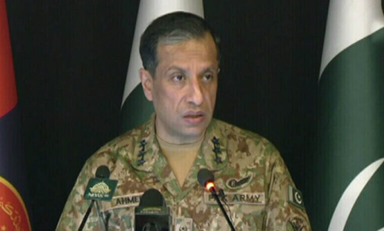 ऑपरेशन-सिंदूर-के-बाद-पाकिस्तान-सेना-ने-पेशेवर-शिष्टाचार-को-छोड़ा,-प्रेस-कॉन्फ्रेंस-में-चौधरी-की-जोकरों-जैसी-हरकतें