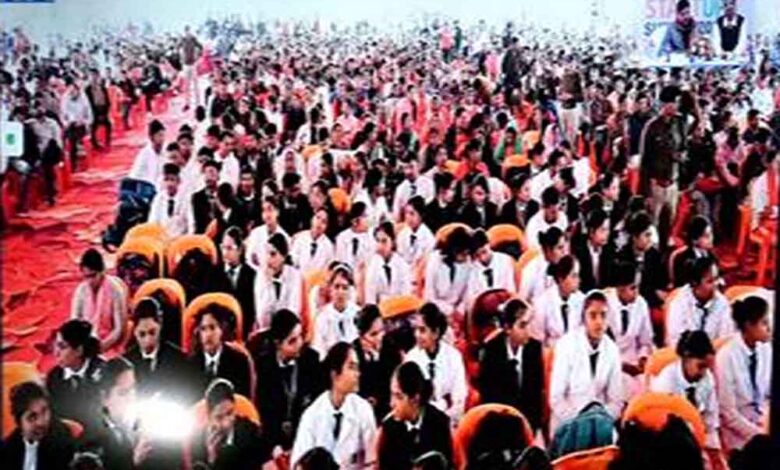 युवाओं-के-सपने-साकार-करते-हुए-हमारा-देश-आगे-बढ़ें-:-मुख्यमंत्री-डॉ.-यादव