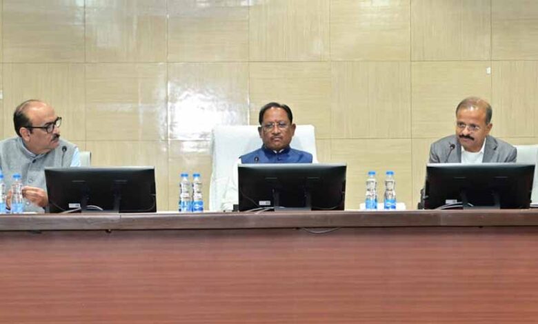 मुख्यमंत्री-साय-ले-रहे-उच्च-स्तरीय-समीक्षा-बैठक,-बस्तर-अंचल-के-समग्र-विकास-की-बनेगी-योजना