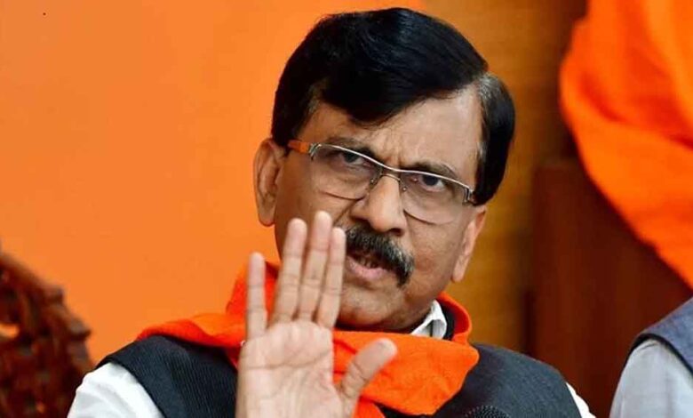 संजय-राउत-का-आरोप:-ताज-होटल-को-जेल-में-बदल-दिया,-मेयर-के-सस्पेंस-के-बीच-eknath-shinde-पर-हमला