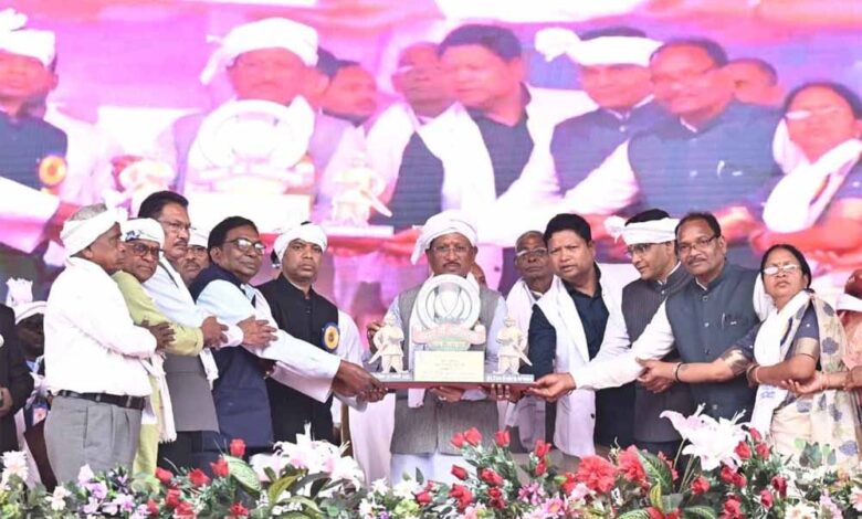 छत्तीसगढ़-की-धरती-जनजातीय-शौर्य-और-बलिदान-की-साक्षी-:-मुख्यमंत्री-विष्णु-देव-साय