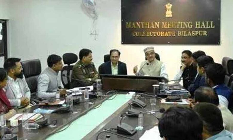 जनहितैषी-योजनाओं-को-धरातल-पर-उतारें,-राष्ट्रीय-प्रशासन-अकादमी-के-संचालक-का-जिला-अधिकारियों-से-संवाद