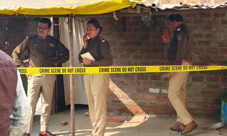 पुलिस-से-बचने-कपड़े-बदल-कर-भागे-आरोपी,-इंदौर-में-महिला-की-हत्‍या-में-सरगर्मी-से-तलाशी