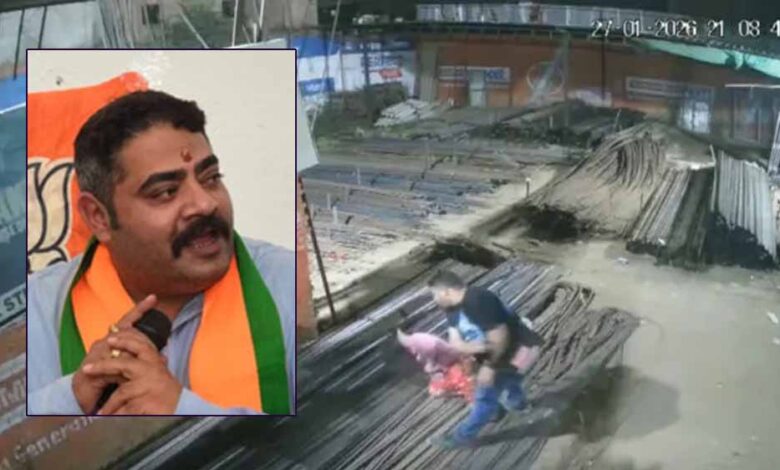 सतना-में-युवती-से-मारपीट-का-वीडियो-वायरल,-bjp-मंडल-अध्यक्ष-को-कारण-बताओ-नोटिस