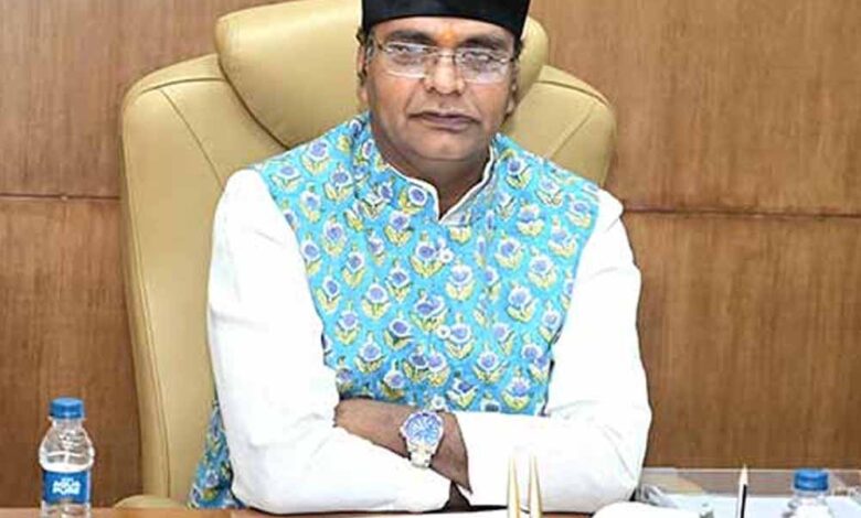 मंत्री-सारंग-के-सहकारिता-में-नवाचार-उपलब्धियों-का-प्रजेंटेशन-तैयार-करने-के-निर्देश