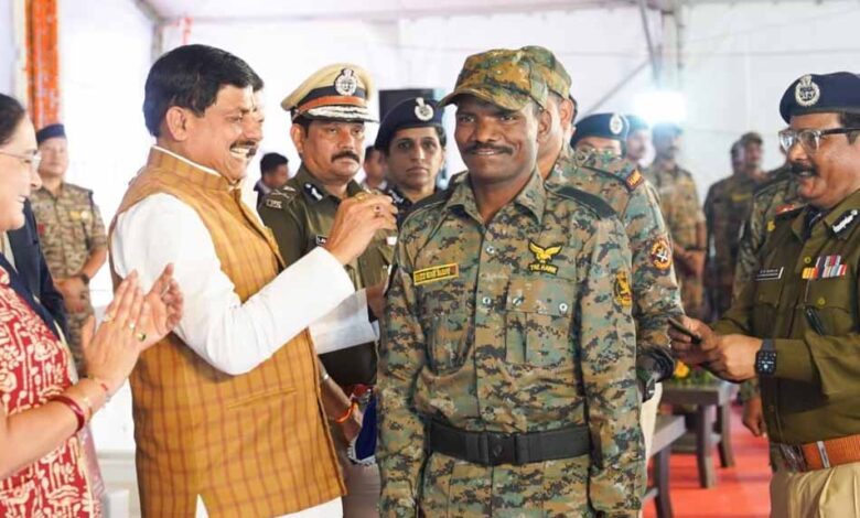 मध्य-प्रदेश-में-60-जवानों-को-समय-से-पहले-प्रमोशन,-बालाघाट-में-बनेगा-अमर-जवान-ज्योति