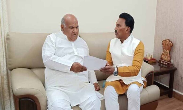 जल-संसाधन-मंत्री-श्री-सिलावट-ने-राजस्व-मंत्री-श्री-वर्मा-से-की-मुलाकात