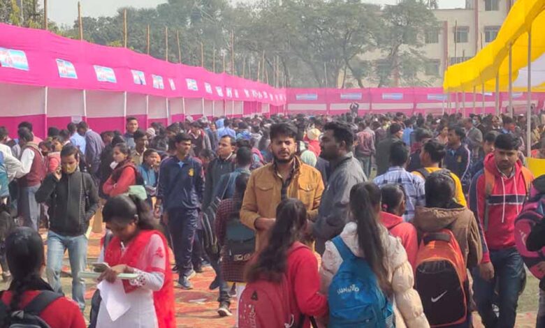 संभाग-स्तरीय-रोजगार-मेला-शुरू,-आईटीआई-कोनी-में-दो-दिवसीय-आयोजन