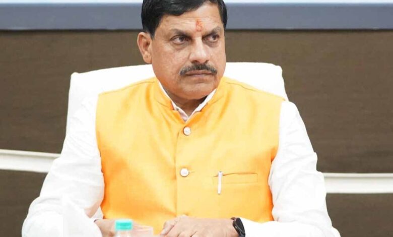 मुख्यमंत्री-डॉ.-यादव-नोहलेश्वर-महोत्सव-मेले-के-अवसर-पर-आयोजित-किसान-सम्मेलन-में-हुए-शामिल