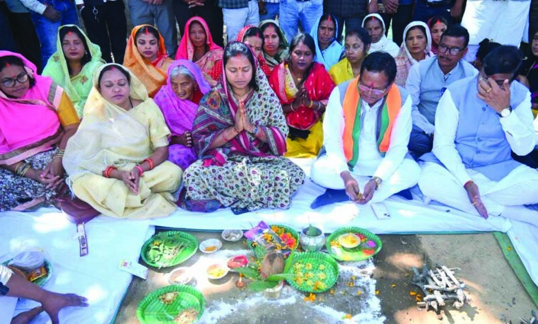 मंत्री-लक्ष्मी-राजवाड़े-ने-18.38-करोड़-रुपए-के-विकास-कार्यों-का-किया-भूमिपूजन