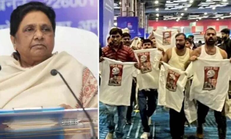‘ये हमारे देश का अपमान…’, मायावती से लेकर अखिलेश तक यूथ कांग्रेस के प्रदर्शन पर नाराजगी जताई